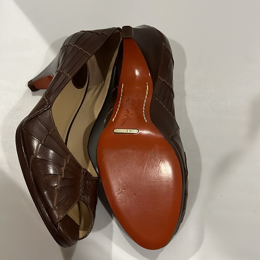 SALE! Cole Haan Brown Women's 7.5B Peep Toe Nike Air Comfort Heels Light Wear - Picture 11 of 13